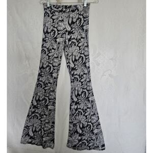 Windsor Small Bell Bottom Flare High Waist Stretch Legging Floral Hippie Paisley